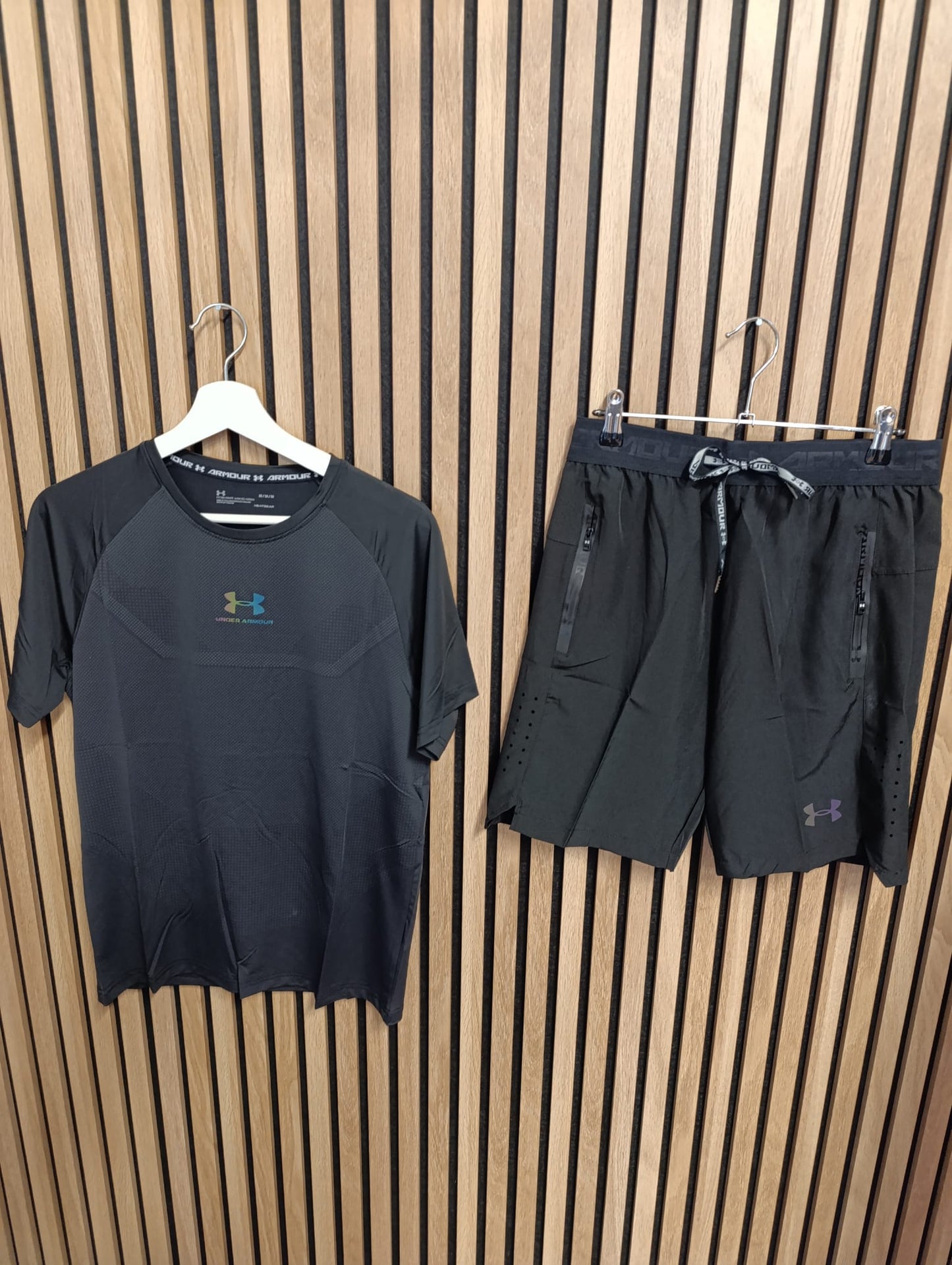 Ensemble under armour
