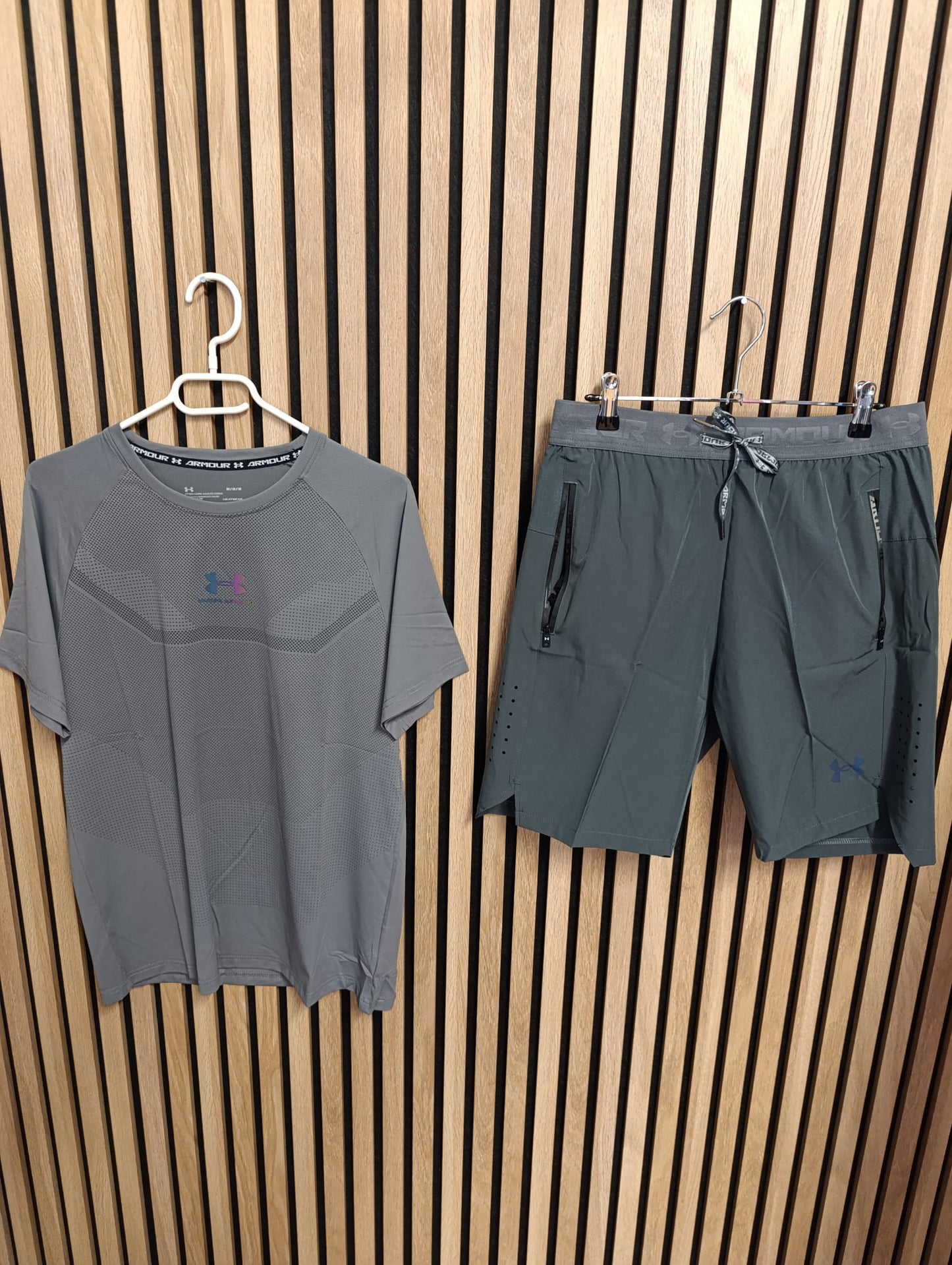 Ensemble under armour