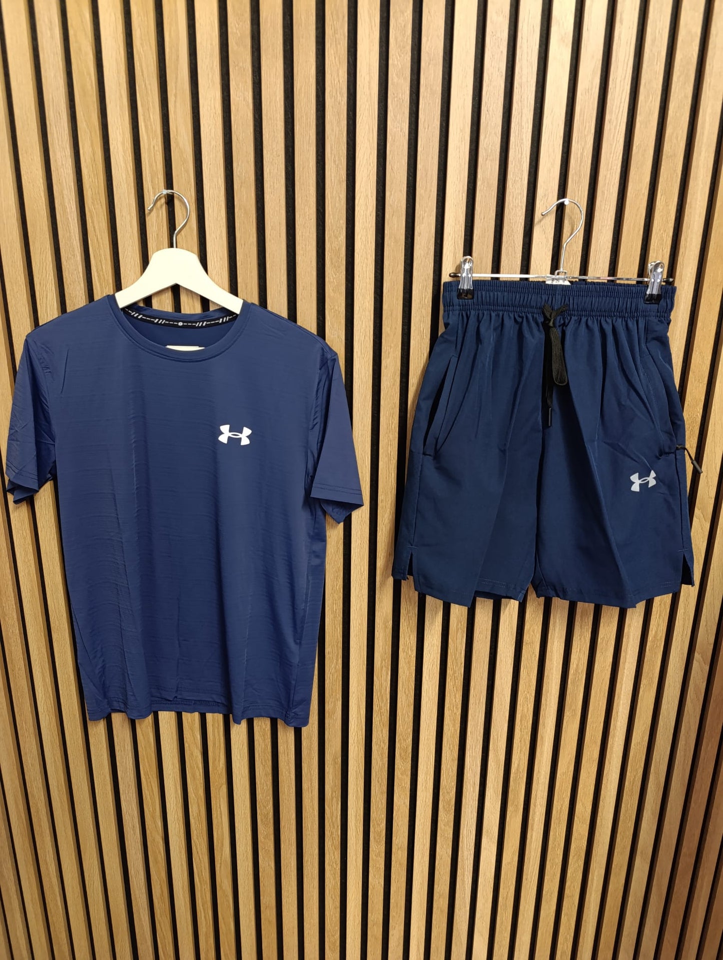 Ensemble under armour
