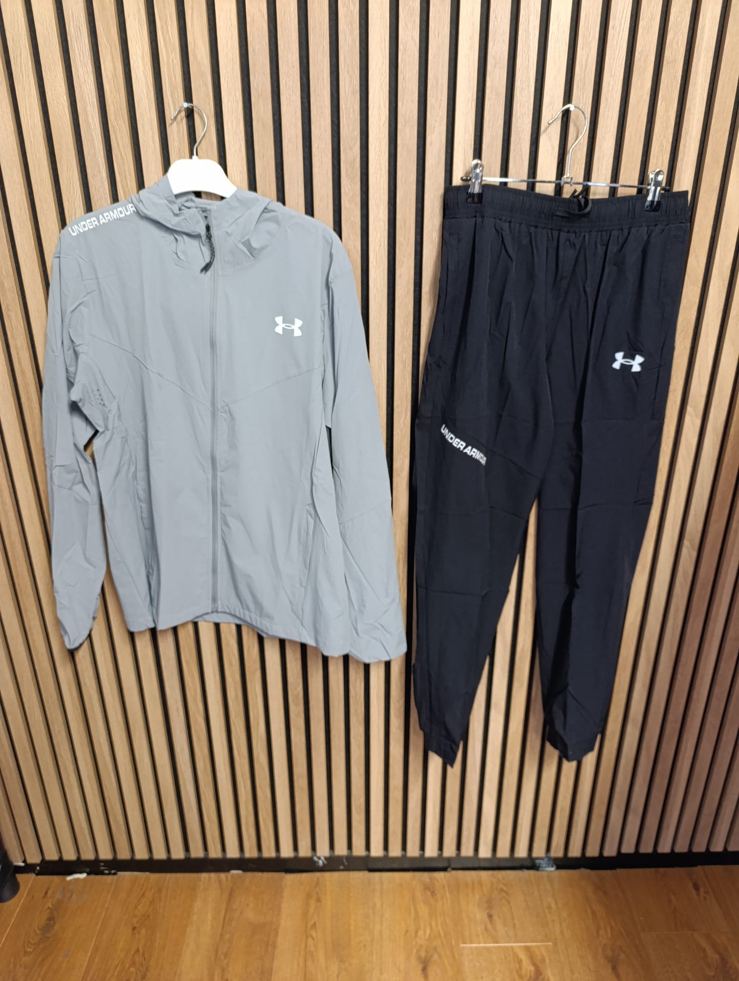 Survetement under armour