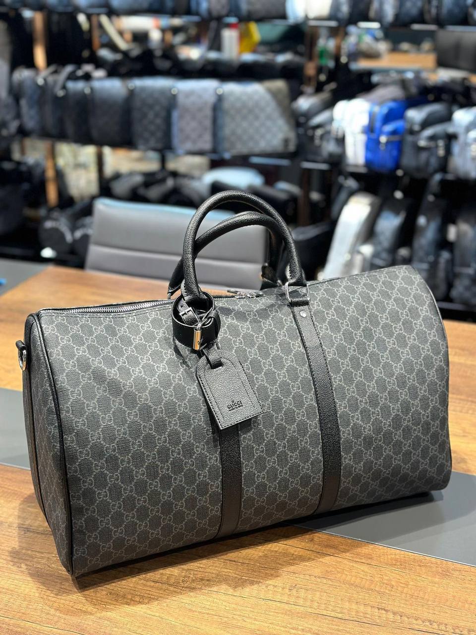 Sac de voyages gucci