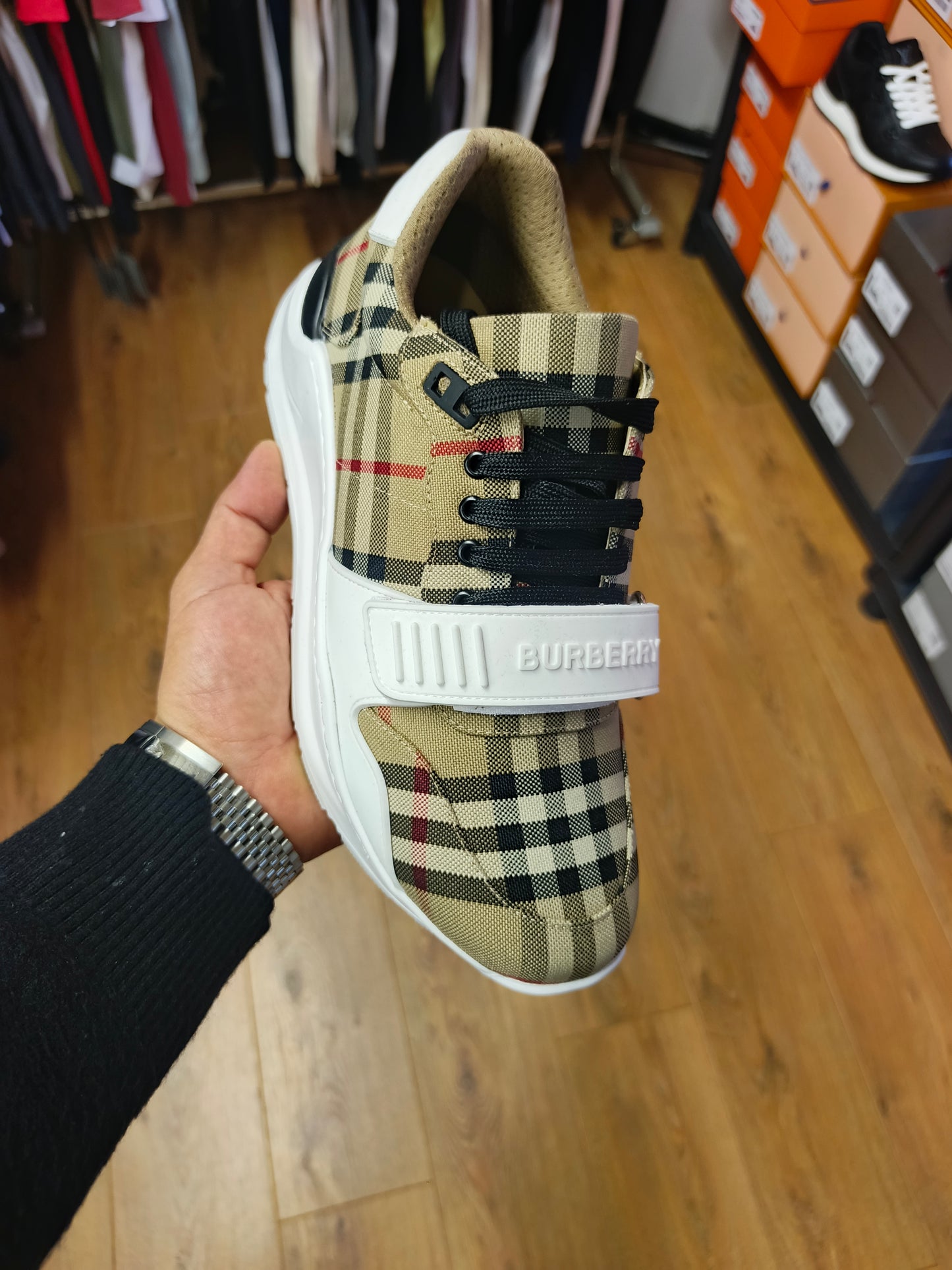 Chaussure burberry