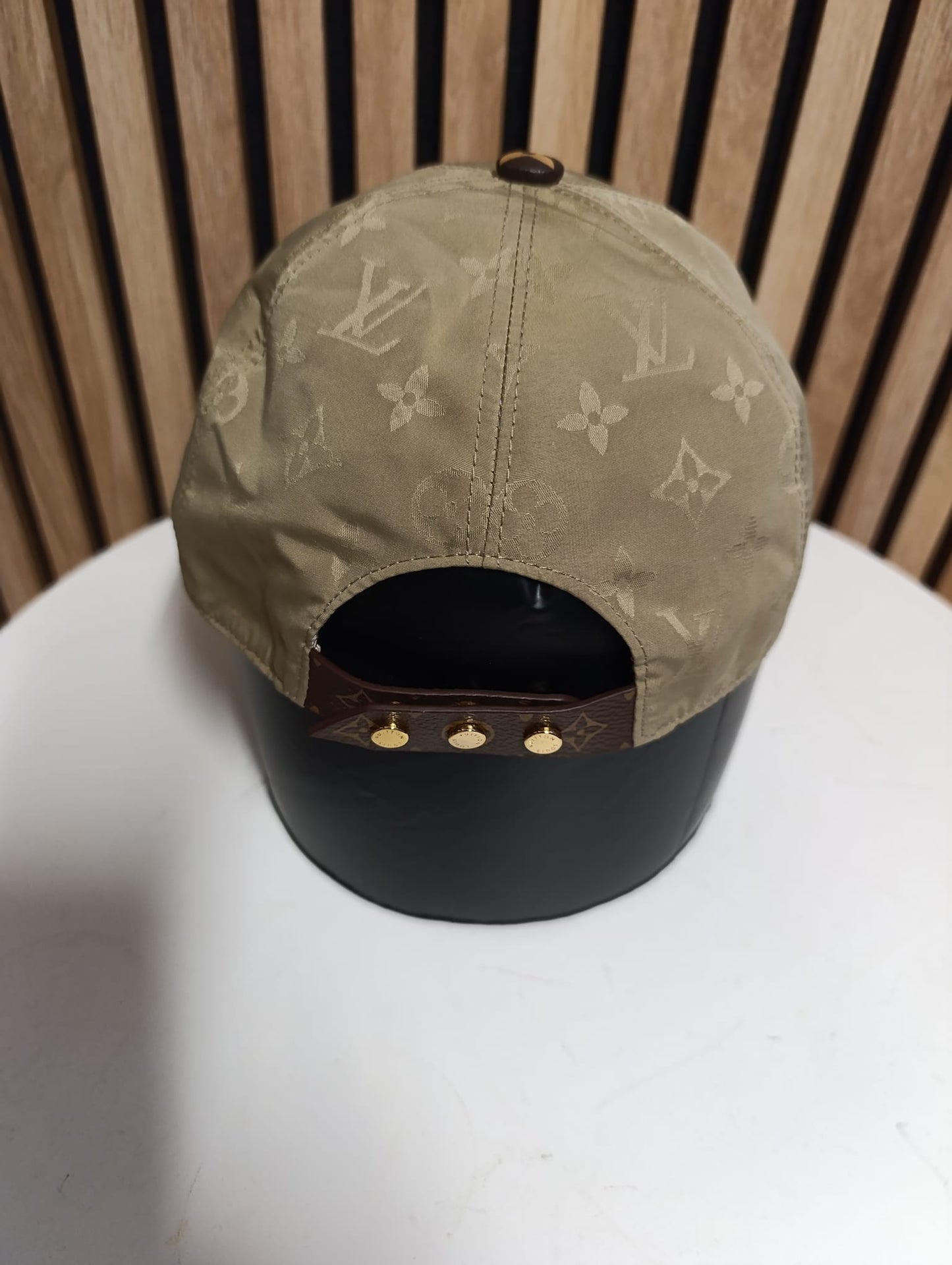 Casquette lv