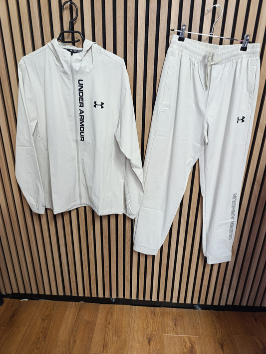 Survetement under armour