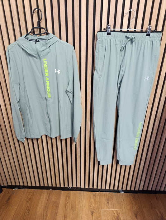 Survetement under armour