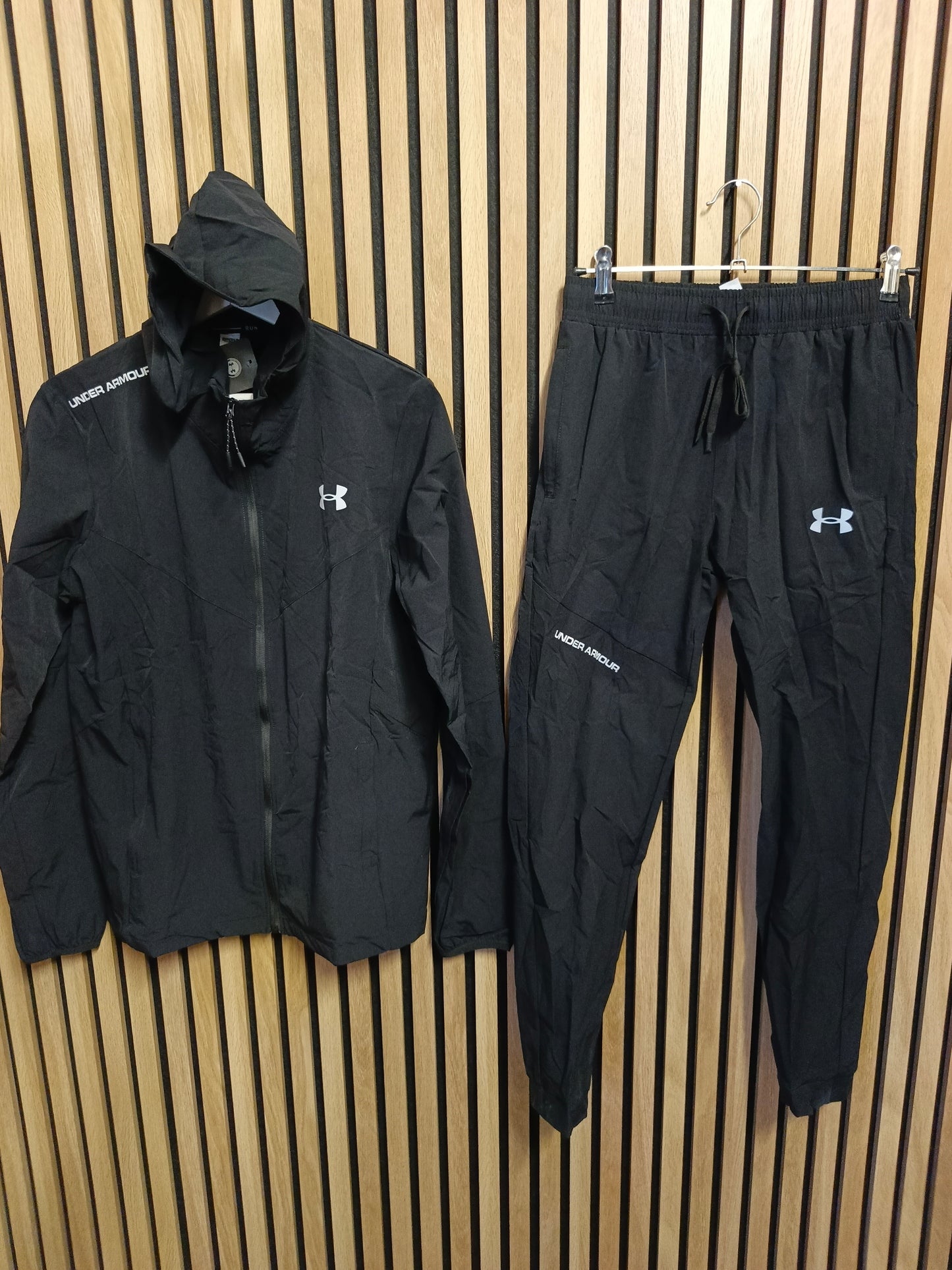 Survetement under armour