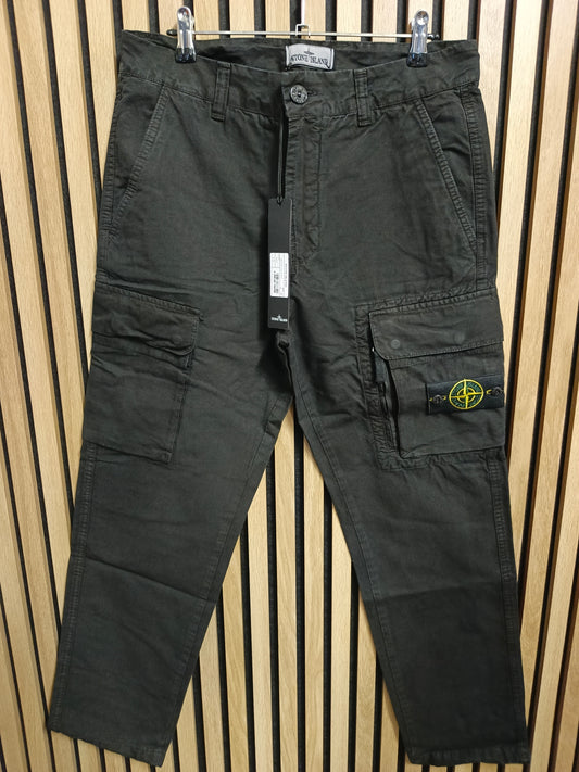 Cargo stone island