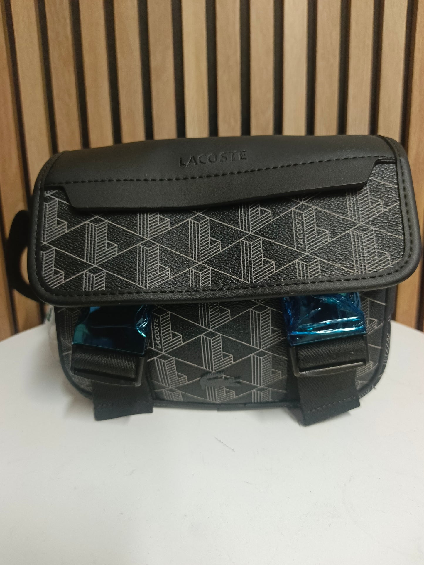 Sacoche lacoste