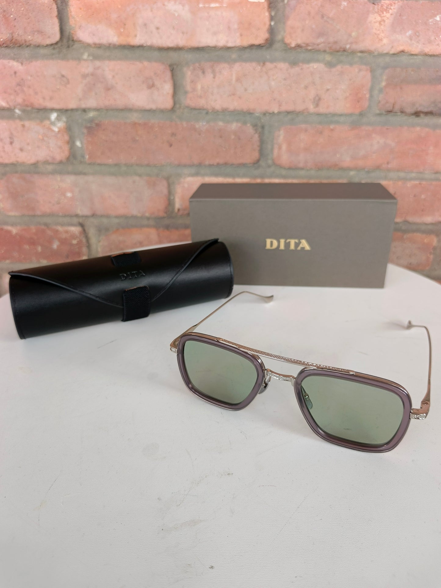 Lunette dita